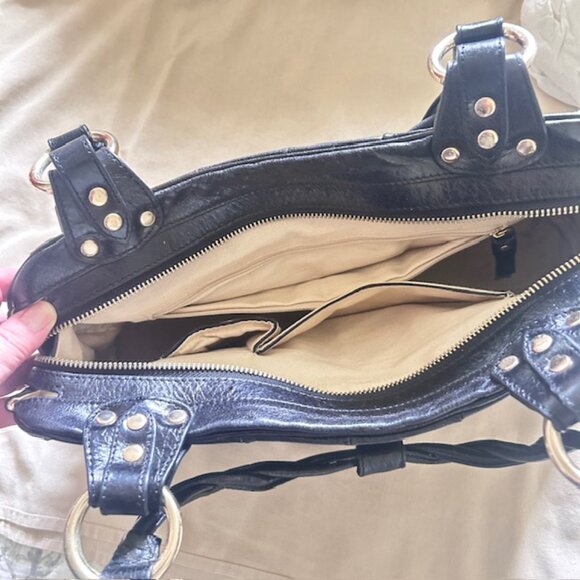 Charles David Handbag Purse Black Chevron Stitched Twisted Handles Read - Picture 6 of 11